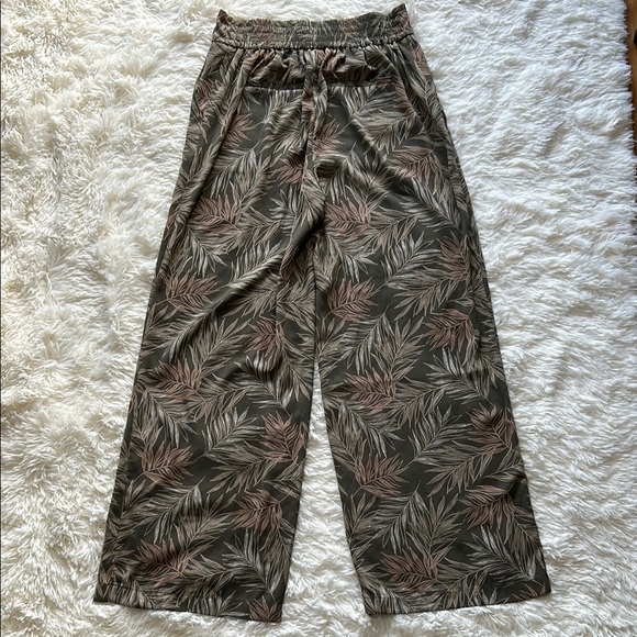 a new day Green and Brown Wide Leg Pants with Tropical Print - Picture 5 of 6